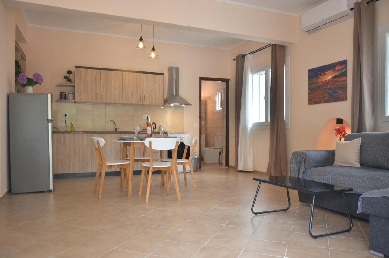 Agatha's Spacious Modern Apt-1 Apartment *